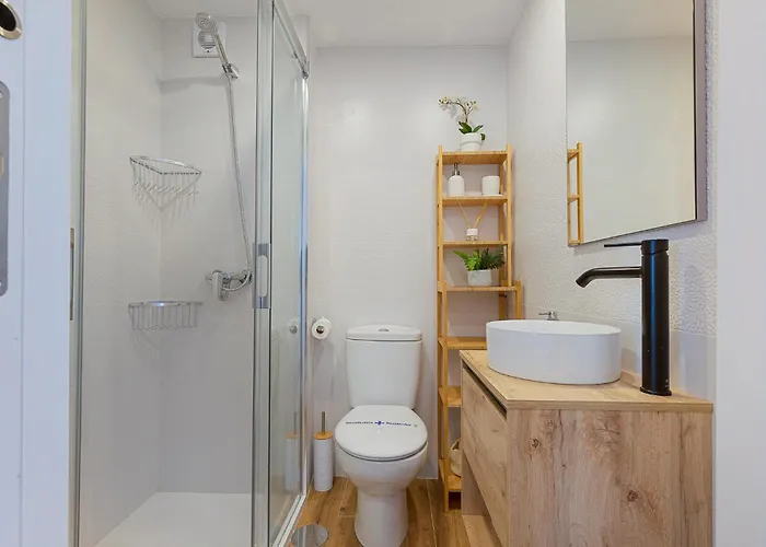 Solana Carihuela Playa Parking Terrace