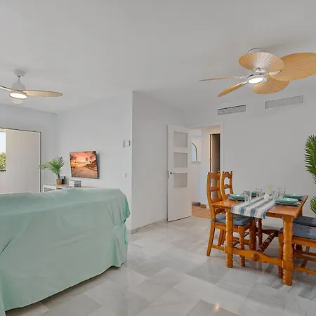 Solana Carihuela Playa Parking Terrace Apartment *