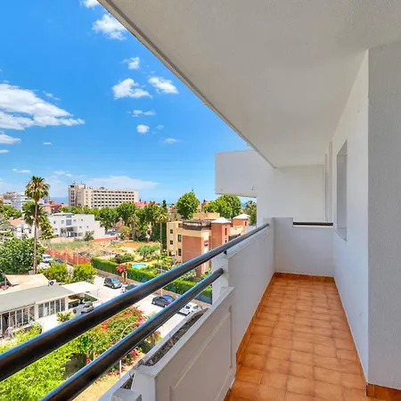 Solana Carihuela Playa Parking Terrace *