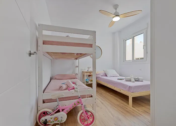 Solana Carihuela Playa Parking Terrace * Торремолинос