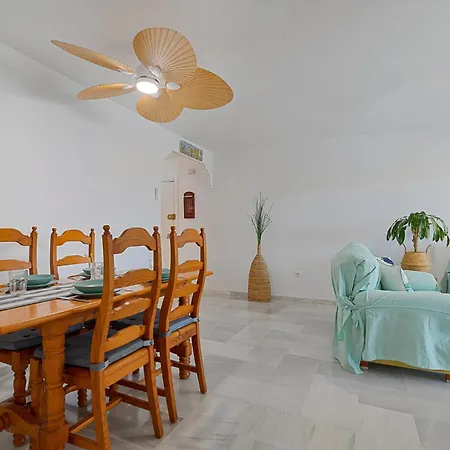 Solana Carihuela Playa * Торремолинос